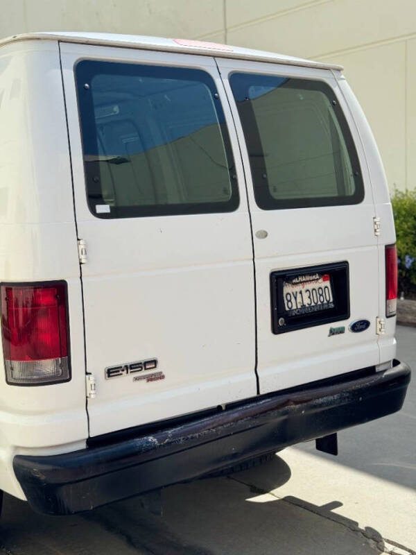 2011 Ford E-Series E-150