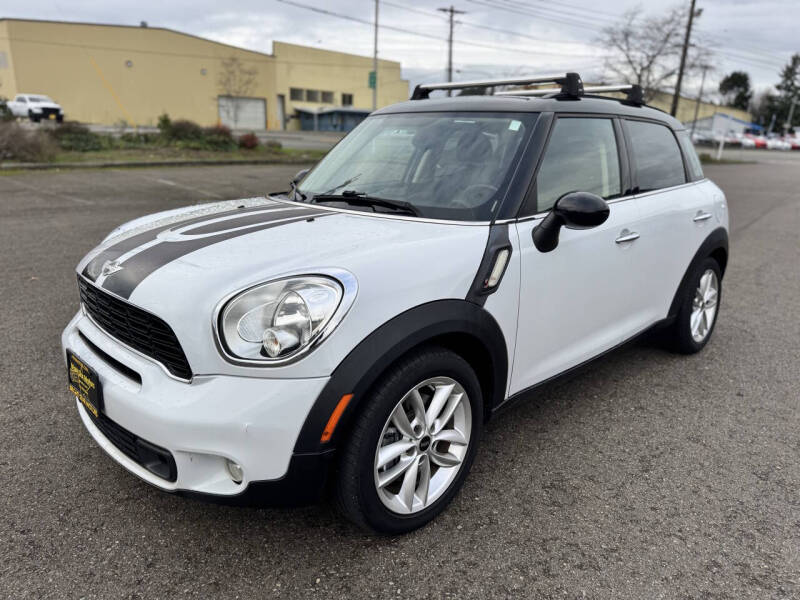2013 MINI Countryman Countryman S's photo