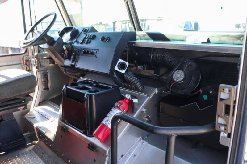 2020 Freightliner MT45 Chassis