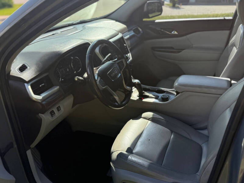 2019 GMC Acadia SLT-1