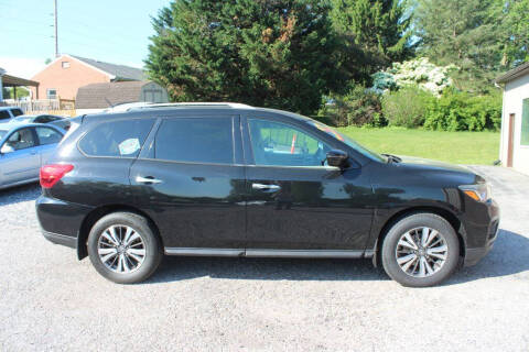 2017 Nissan Pathfinder SV