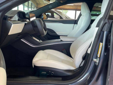 2021 Tesla Model S Plaid