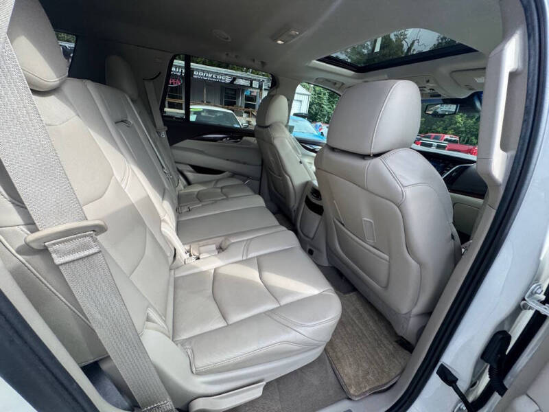 2015 Cadillac Escalade Luxury