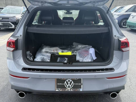 2025 Volkswagen Golf GTI Autobahn