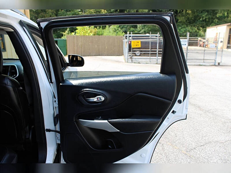 2018 Jeep Cherokee Latitude Plus