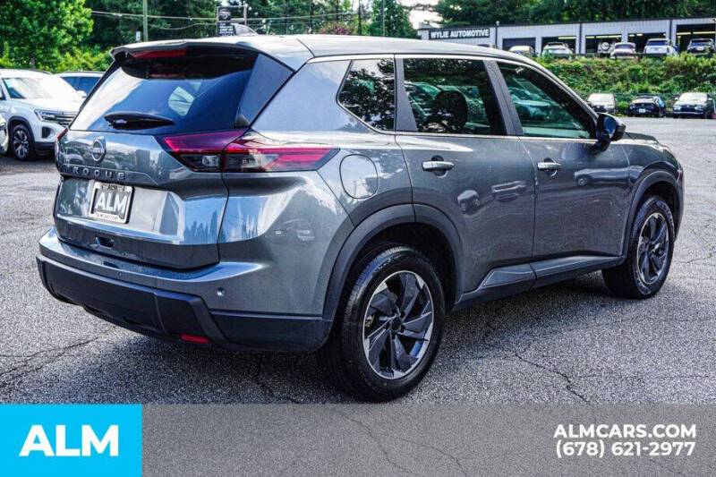 2025 Nissan Rogue SV