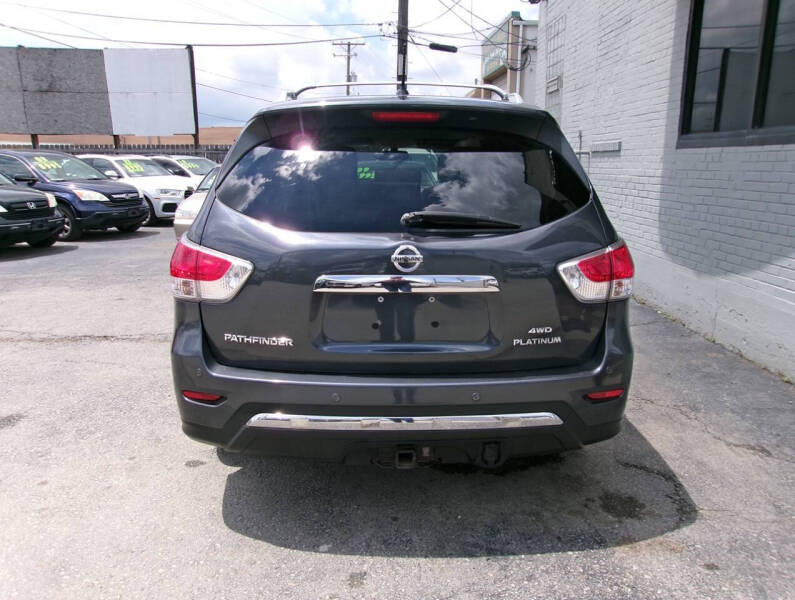 2013 Nissan Pathfinder Platinum