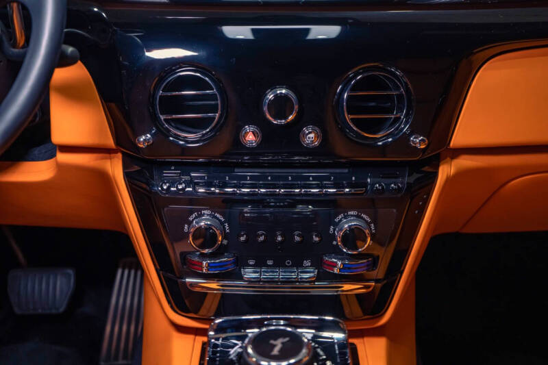 2022 Rolls-Royce Phantom