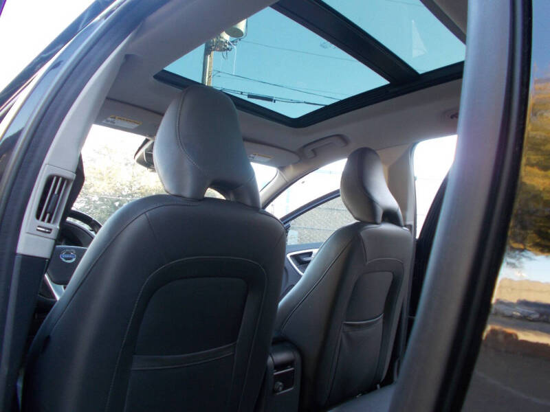 2015 Volvo XC60 T5 Drive-E Premier