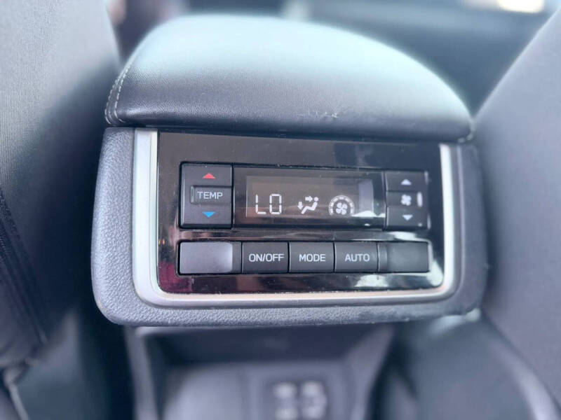2023 Subaru Ascent Premium 8-Passenger