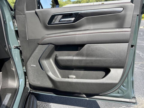 2025 Chevrolet Tahoe RST