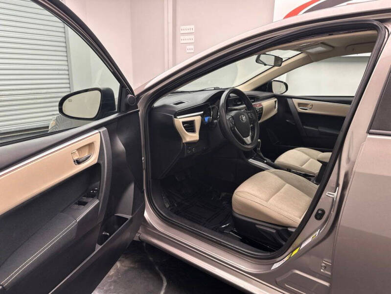 2014 Toyota Corolla LE