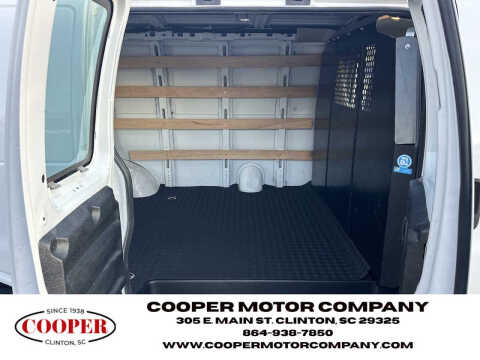 2023 Chevrolet Express 2500