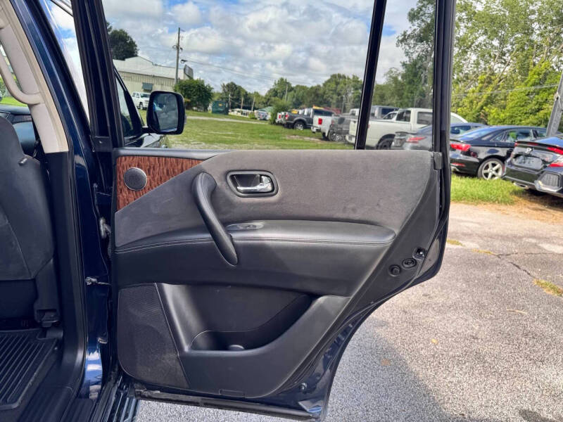 2017 Nissan Armada SV