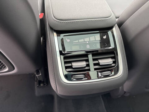 2026 Volvo XC90 B6 Plus 7P