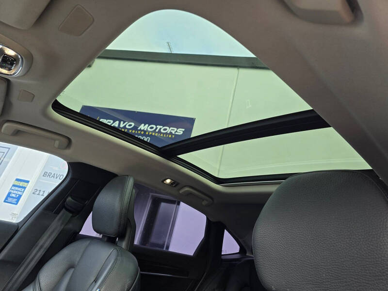 2018 Volvo S90 T5 Momentum