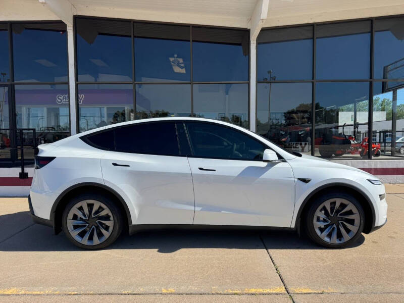 2026 Tesla Model Y Premium