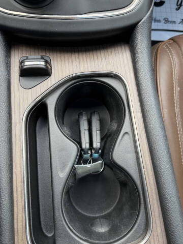 2017 Chrysler 200 C Platinum