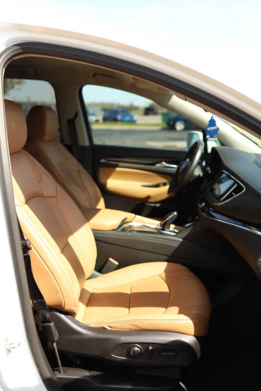 2018 Buick Enclave Essence