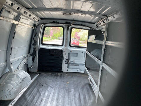 2011 GMC Savana 2500