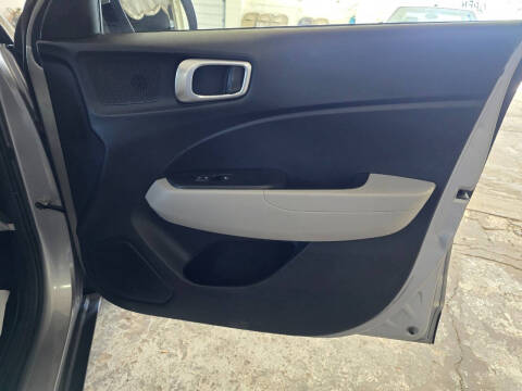 2023 Hyundai Venue SEL