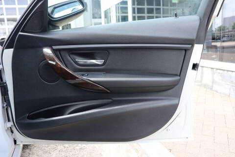 2015 BMW 3 Series 320i xDrive