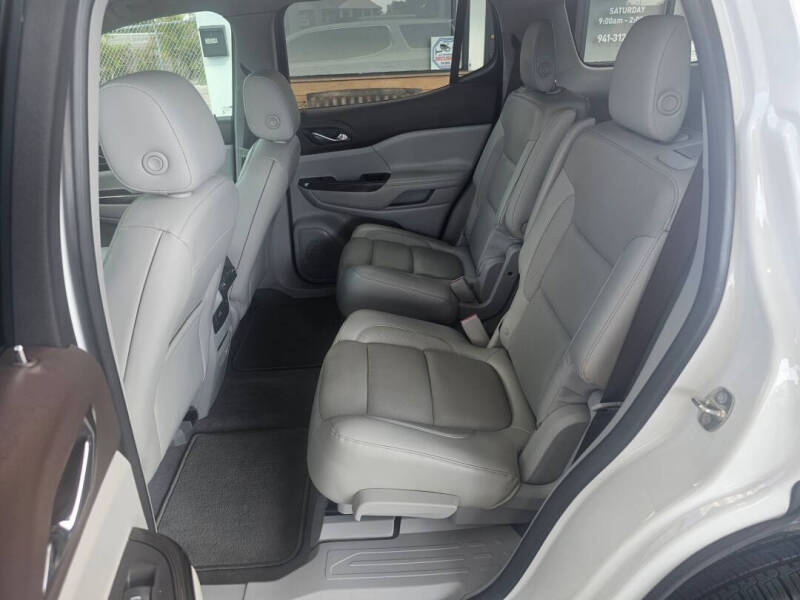 2017 GMC Acadia SLT-1