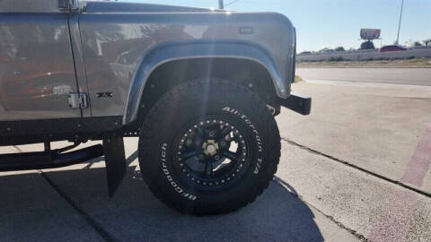 1983 Land Rover Defender