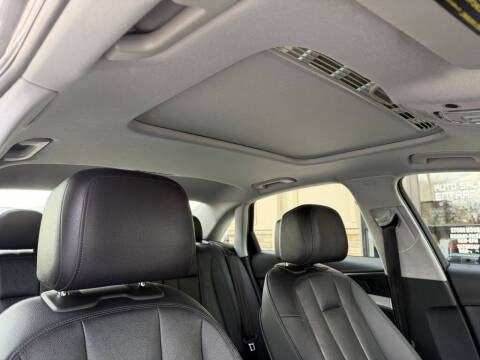 2017 Audi A4 2.0T quattro Premium Plus