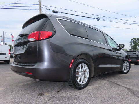 2020 Chrysler Voyager LXi