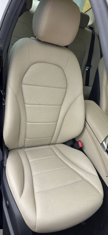 2018 Mercedes-Benz C-Class C 300