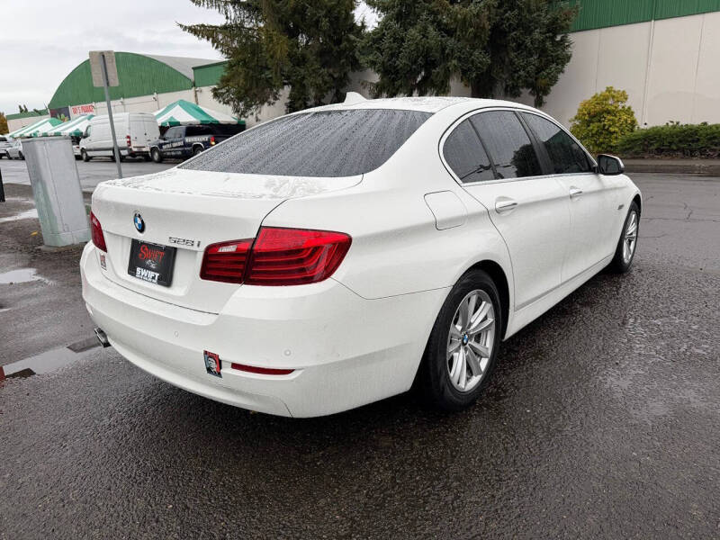 2014 BMW 5 Series 528i