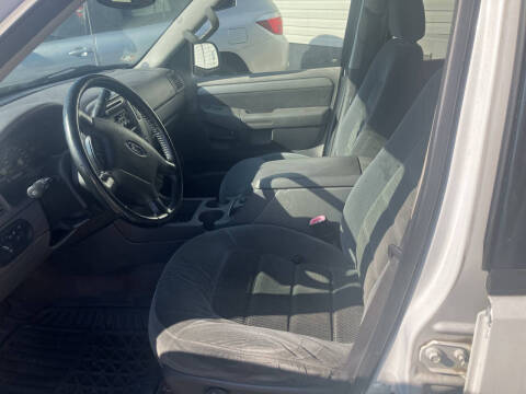 2003 Ford Explorer XLT