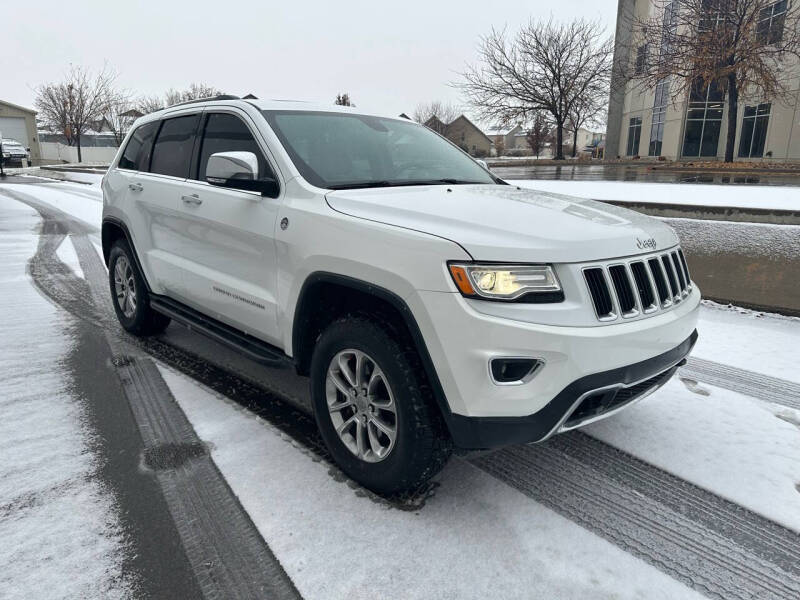 2015 Jeep Grand Cherokee for sale at The Car-Mart in Bountiful UT