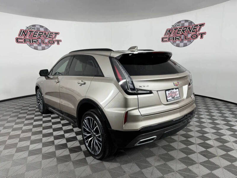 2025 Cadillac XT4 Sport