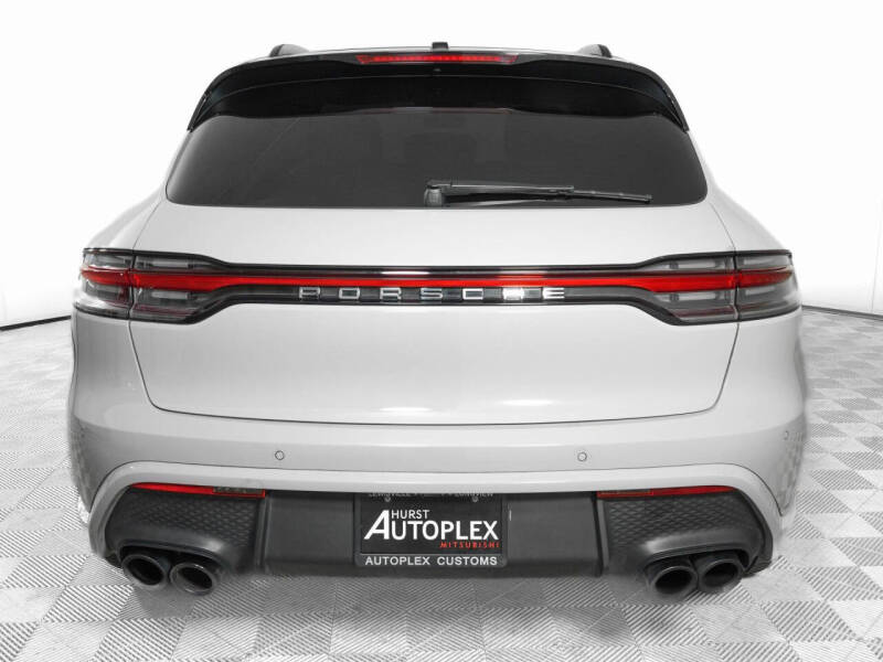 2024 Porsche Macan S