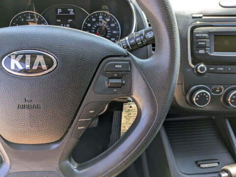2017 Kia Forte5 LX