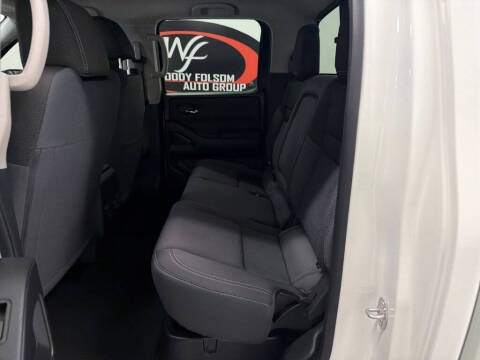 2025 Nissan Frontier SV