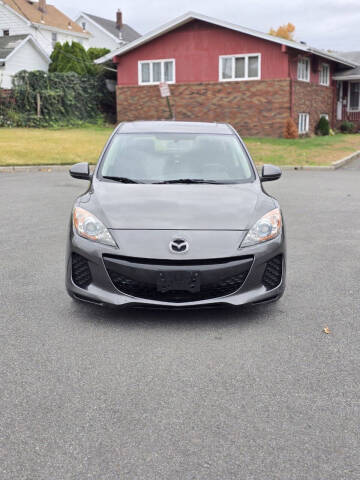 2013 Mazda MAZDA3 i Grand Touring