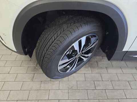 2025 Mercedes-Benz GLB GLB 250