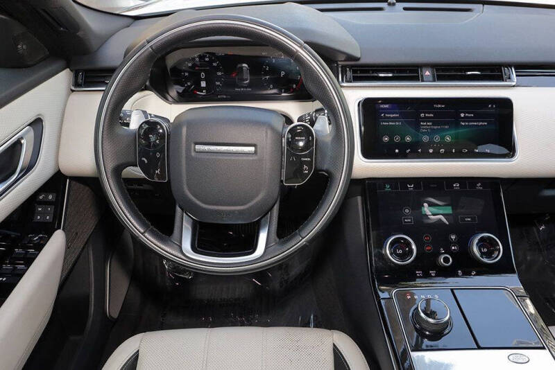 2019 Land Rover Range Rover Velar P250 R-Dynamic SE