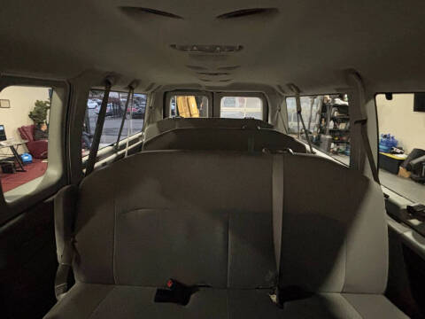 2014 Ford E-Series E-350 SD XLT