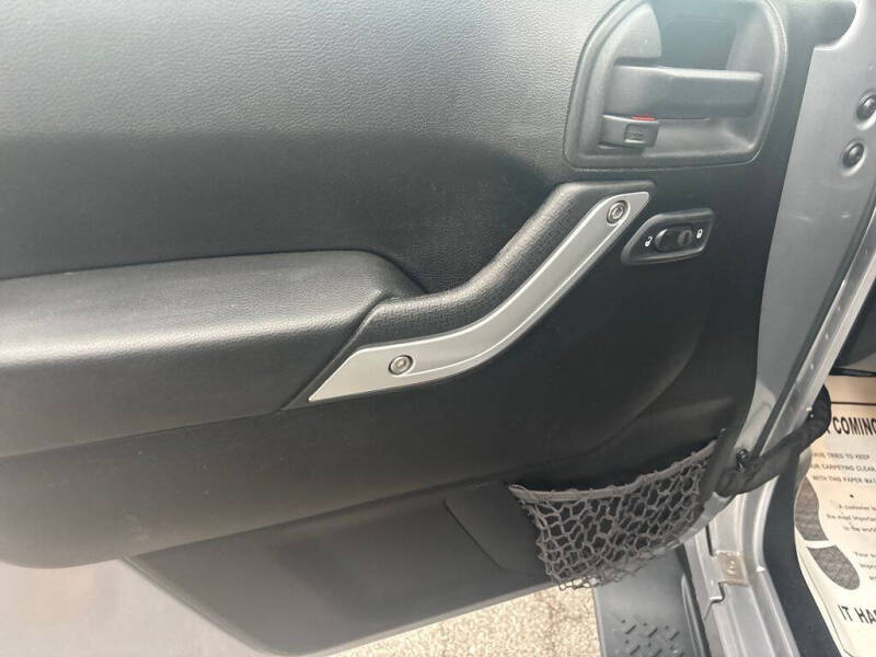 2013 Jeep Wrangler Sahara