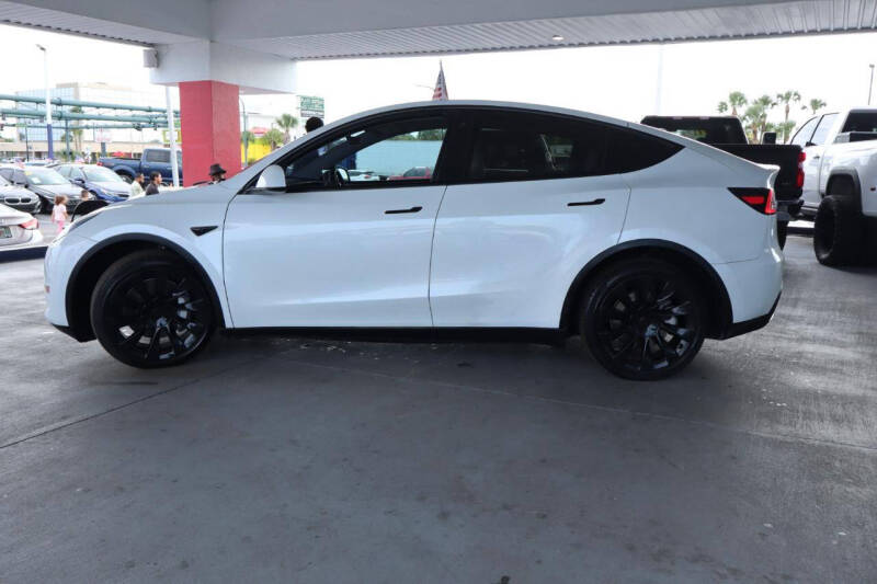 2023 Tesla Model Y Long Range