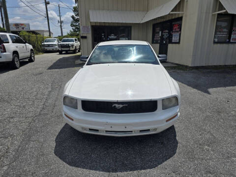 2007 Ford Mustang V6 Deluxe