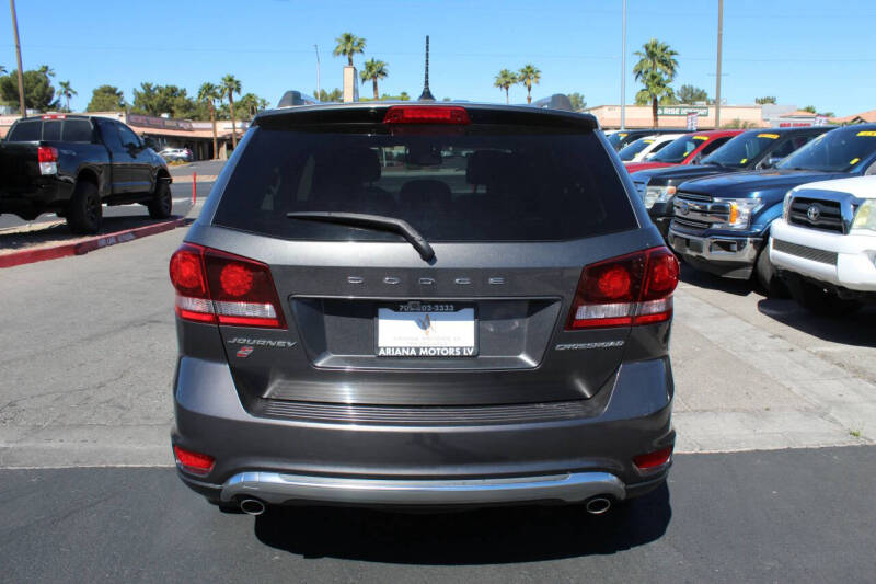 2018 Dodge Journey Crossroad