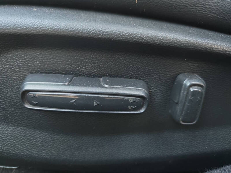 2019 Honda Insight Touring