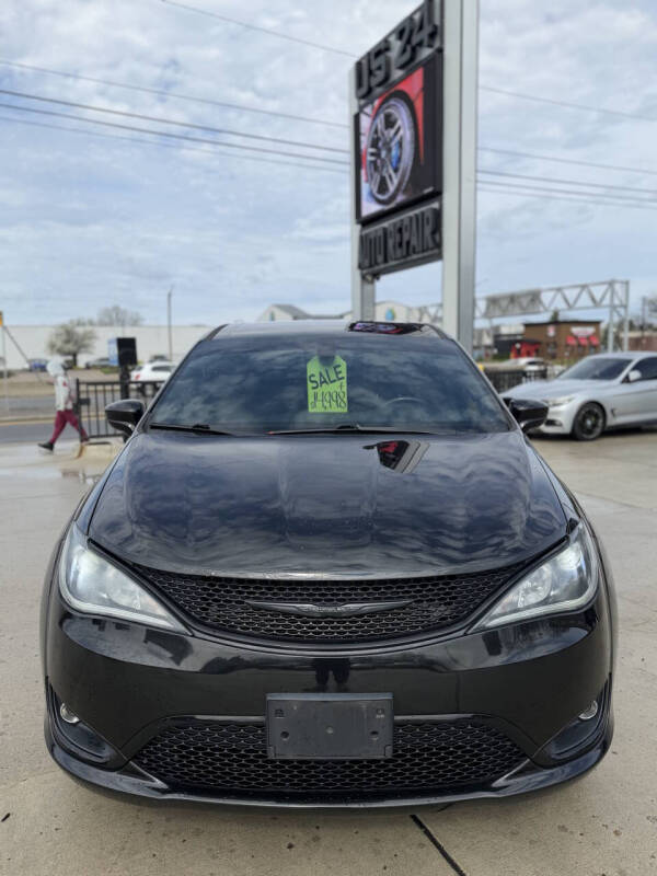 2019 Chrysler Pacifica Touring Plus
