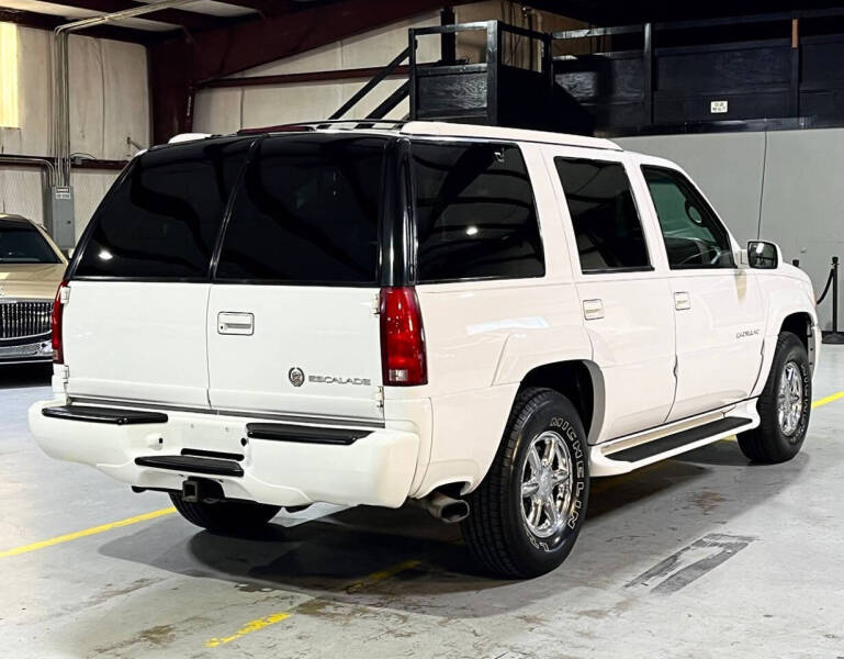 2000 Cadillac Escalade