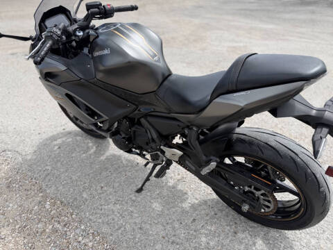2023 Kawasaki Ninja 650
